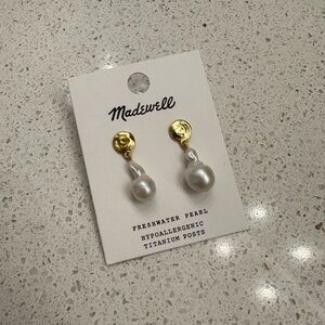 madewell casted pearl statement earrings